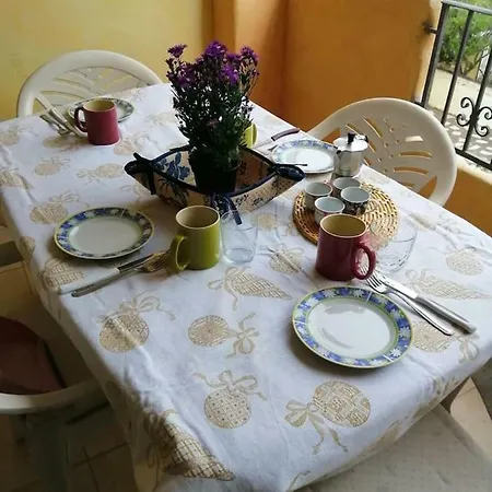Domo Sa Mendula * Orosei